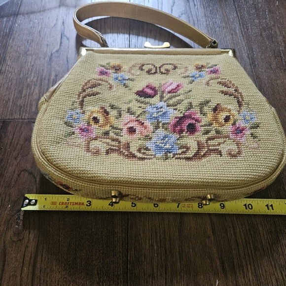 Hand Made Petit Point Needlepoint Floral Roses Tapestry Evening Bag Vintage Used - Picture 6 of 12